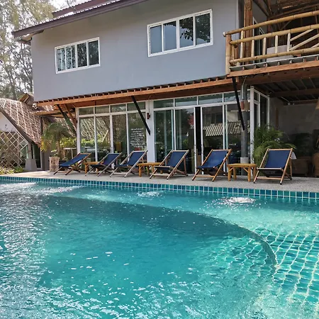 Bambie Boutique Home & Resort-2